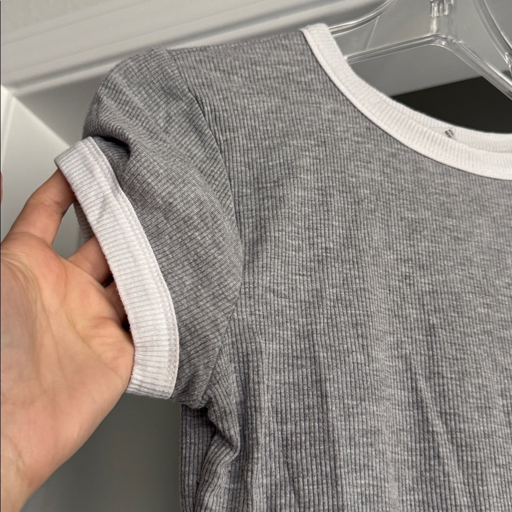 Casual Crop White Trim Sleeve Gray Ribbed Women's Top - Picture 2 of 10